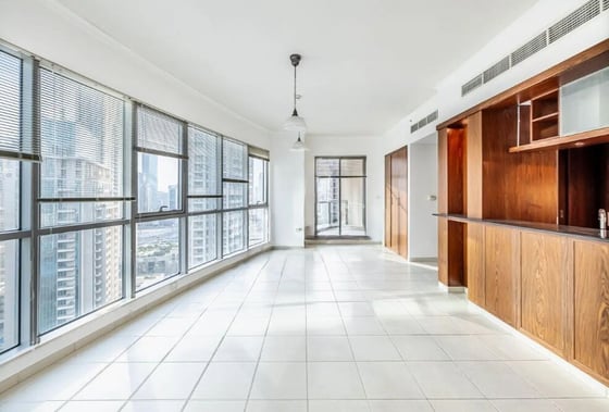 Boulevard View | Spacious Layout | Vacant, picture 1