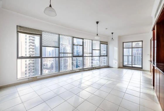 Boulevard View | Spacious Layout | Vacant, picture 2