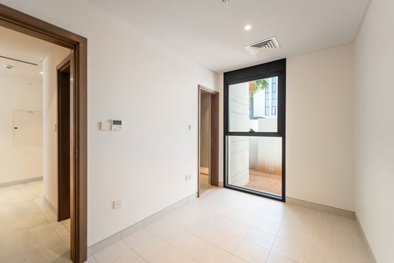 Luxury Waterfront Villa with Casino Views, picture 22