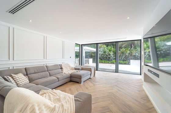 Fully Upgraded | Private Pool | Vacant on Transfer, picture 6