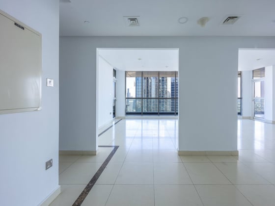 Large Layout  |  High Floor  |  Spacious, picture 4
