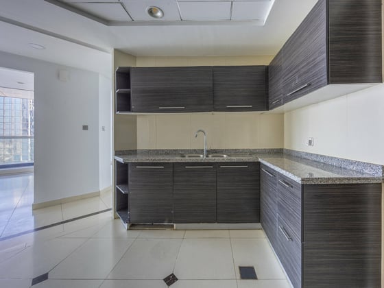 Large Layout  |  High Floor  |  Spacious, picture 13
