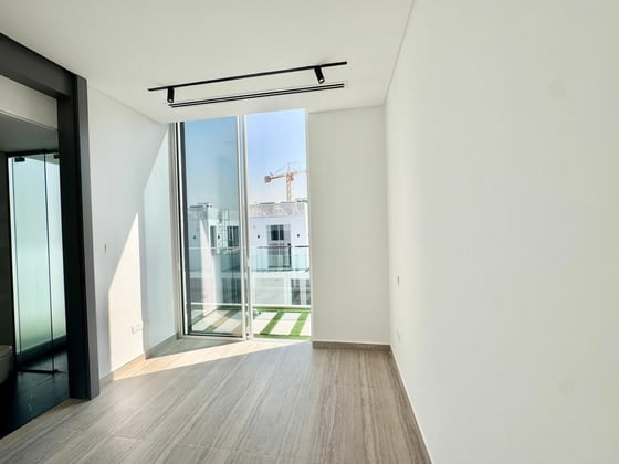 Brand New | Private Pool | Vacant Now..., picture 13