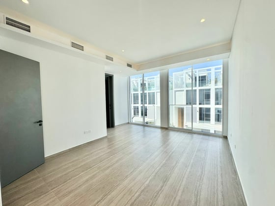 Brand New | Private Pool | Vacant Now..., picture 11