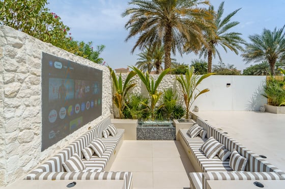 VOT | Great Location | Fully Upgraded - Furnished, picture 6