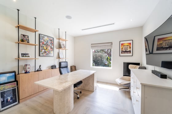 VOT | Great Location | Fully Upgraded - Furnished, picture 8