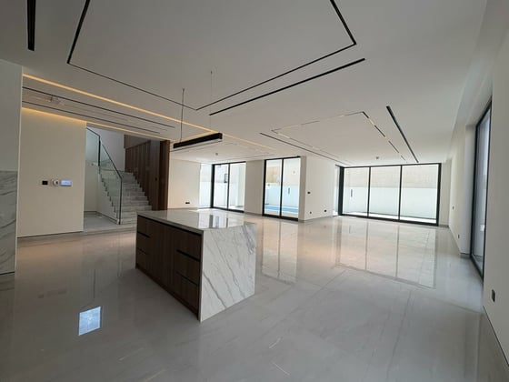 Luxury | Brand New | Custom-Built......., picture 4