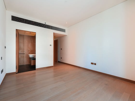 Luxury Bulgari Living with Stunning Marina Views, picture 12