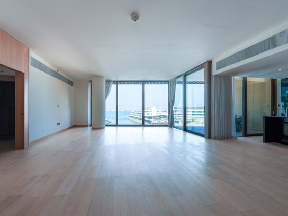 Luxury Bulgari Living with Stunning Marina Views, picture 2
