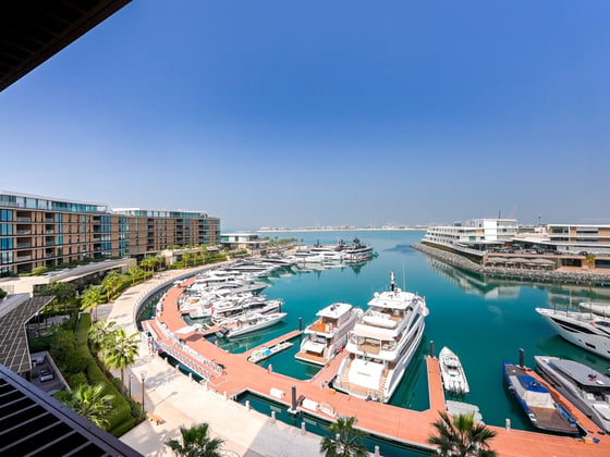 Luxury Bulgari Living with Stunning Marina Views, picture 1