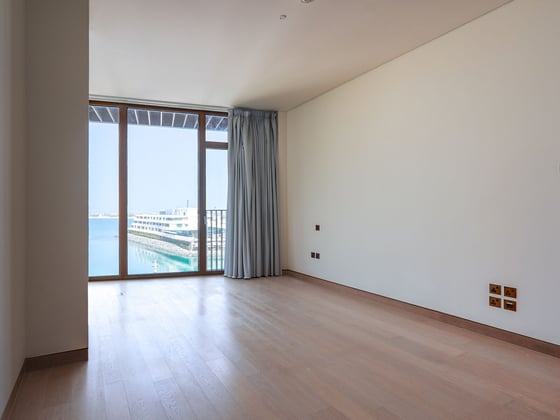 Luxury Bulgari Living with Stunning Marina Views, picture 9