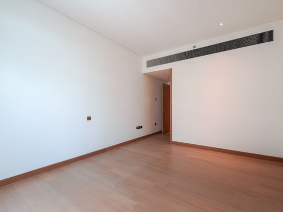Luxury Bulgari Living with Stunning Marina Views, picture 14