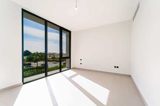 Large Plot | Single Row | Vacant Now...., picture 17