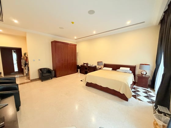 Exclusive | Lake View | Vacant on Transfer, picture 29