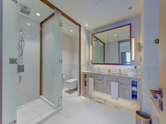 Full Sea & Skyline Views | Vacant | Branded, picture 10