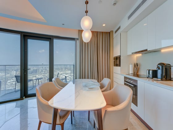 Full Sea & Skyline Views | Vacant | Branded, picture 4