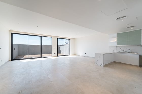 5-Year Payment Plan | Brand New | 3 En-Suite Beds, picture 4