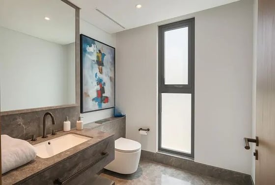 Private Location | Brand New | Single Row, picture 9