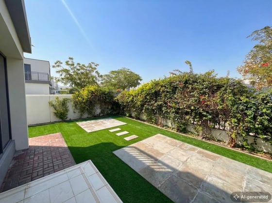 Spacious Corner Plot | Park Facing | Vacant Soon, picture 2