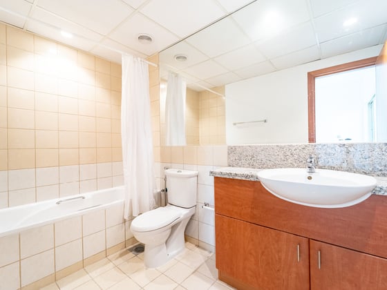 Well-Maintained Unit with Community View, picture 16