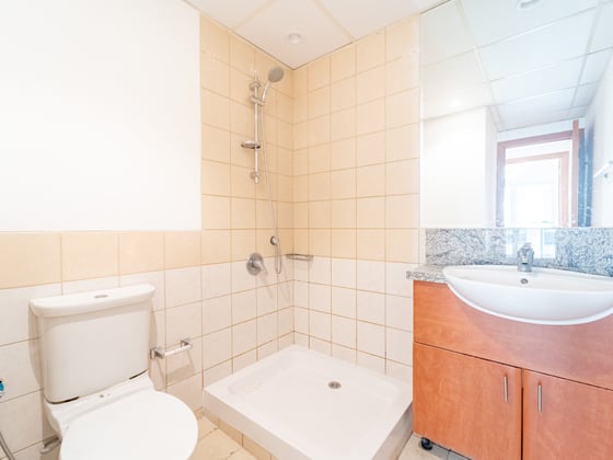 Well-Maintained Unit with Community View, picture 17