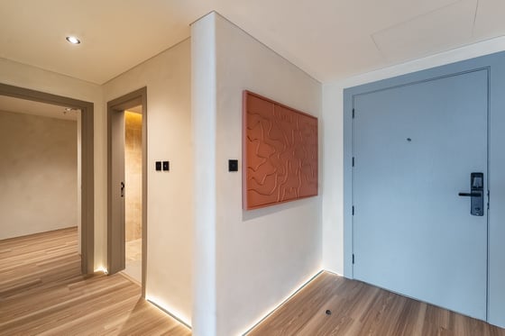 Quality Finishes  | Renovated  | Full Marina view, picture 12