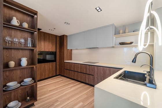 Quality Finishes  | Renovated  | Full Marina view, picture 9