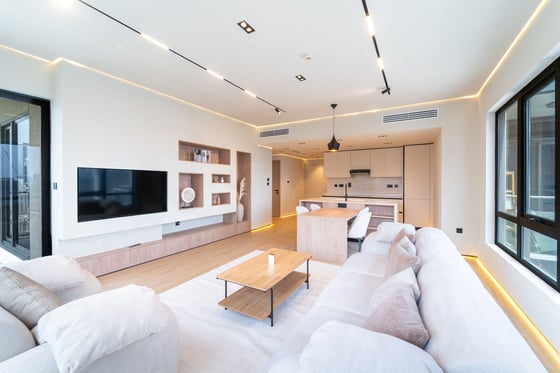 Fully Renovated | High Floor | Luxury | Turnkey, picture 8