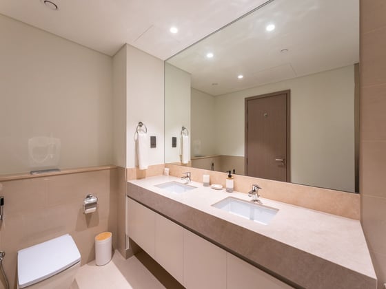 Prime Location | High Floor | Boulevard View, picture 10