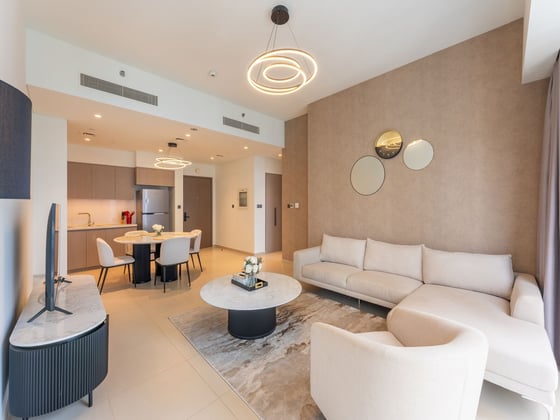 Prime Location | High Floor | Boulevard View, picture 1