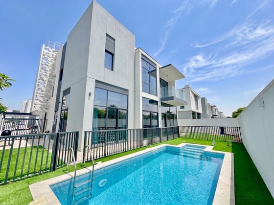 Move In Now | Private Pool | Vastu Compliant, picture 1