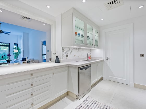 Skyline Serenity | 3-BR APT | Upgraded Interiors, picture 22