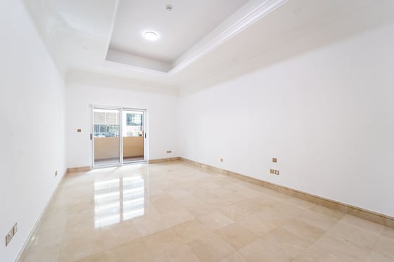 Fully Renovated | Triplex | Exceptional Space, picture 8