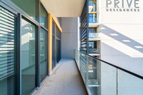 High Floor | Huge Balcony | Community Views, picture 11