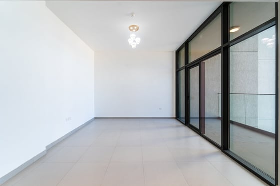 High Floor | Huge Balcony | Community Views, picture 6