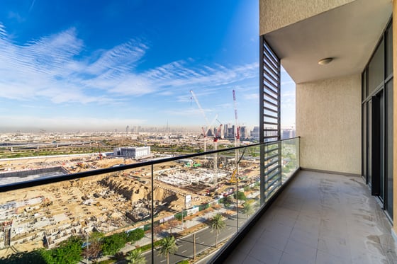 High Floor | Huge Balcony | Community Views, picture 12
