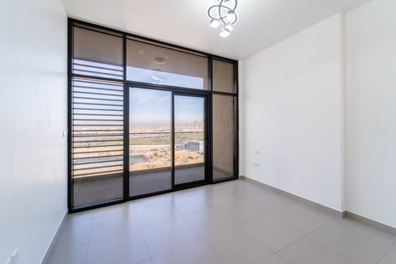 High Floor | Huge Balcony | Community Views, picture 7