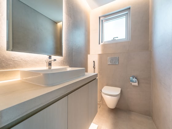 Rare Triplex | Private Lift Access | Marina Views, picture 11