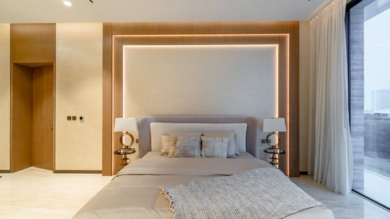 Ultra Luxury Emerald Hills Villa | Vastu Compliant, picture 17