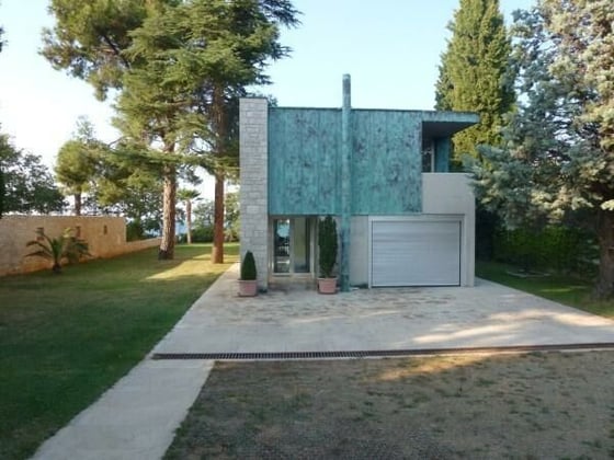 First line villa of outstanding architecture right by the be, picture 13