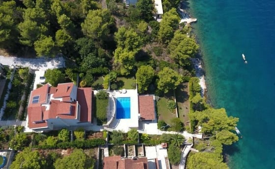 Saint-Jean-Cap-Ferrat style beachfront gorgeous villa with p, picture 2