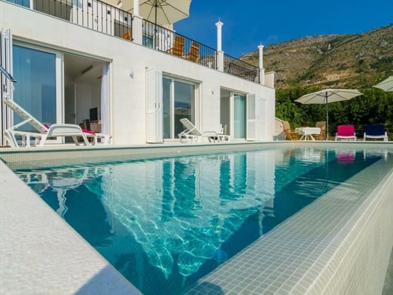 Fascinating villa with sea view in a close suburb of Dubrovn, picture 3