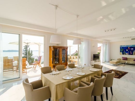 Fascinating villa with sea view in a close suburb of Dubrovn, picture 10