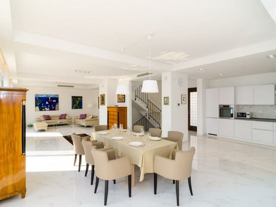 Fascinating villa with sea view in a close suburb of Dubrovn, picture 7
