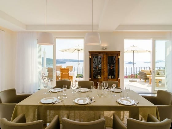 Fascinating villa with sea view in a close suburb of Dubrovn, picture 14
