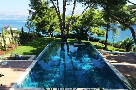 Design-winning seafront villa on Brac island, picture 8