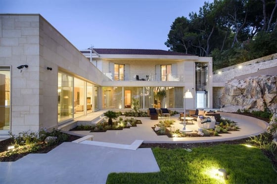 Design-winning seafront villa on Brac island, picture 6