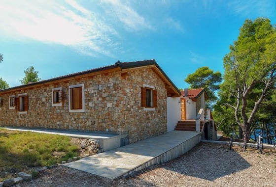 Beautiful waterfront estate on a small island near Split on, picture 11