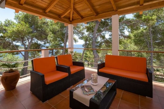 Beautiful waterfront estate on a small island near Split on, picture 23