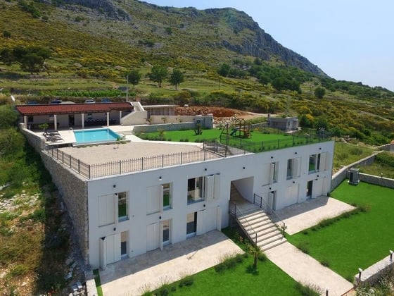 Very special villa for sale in Podstrana - we have never see, picture 2